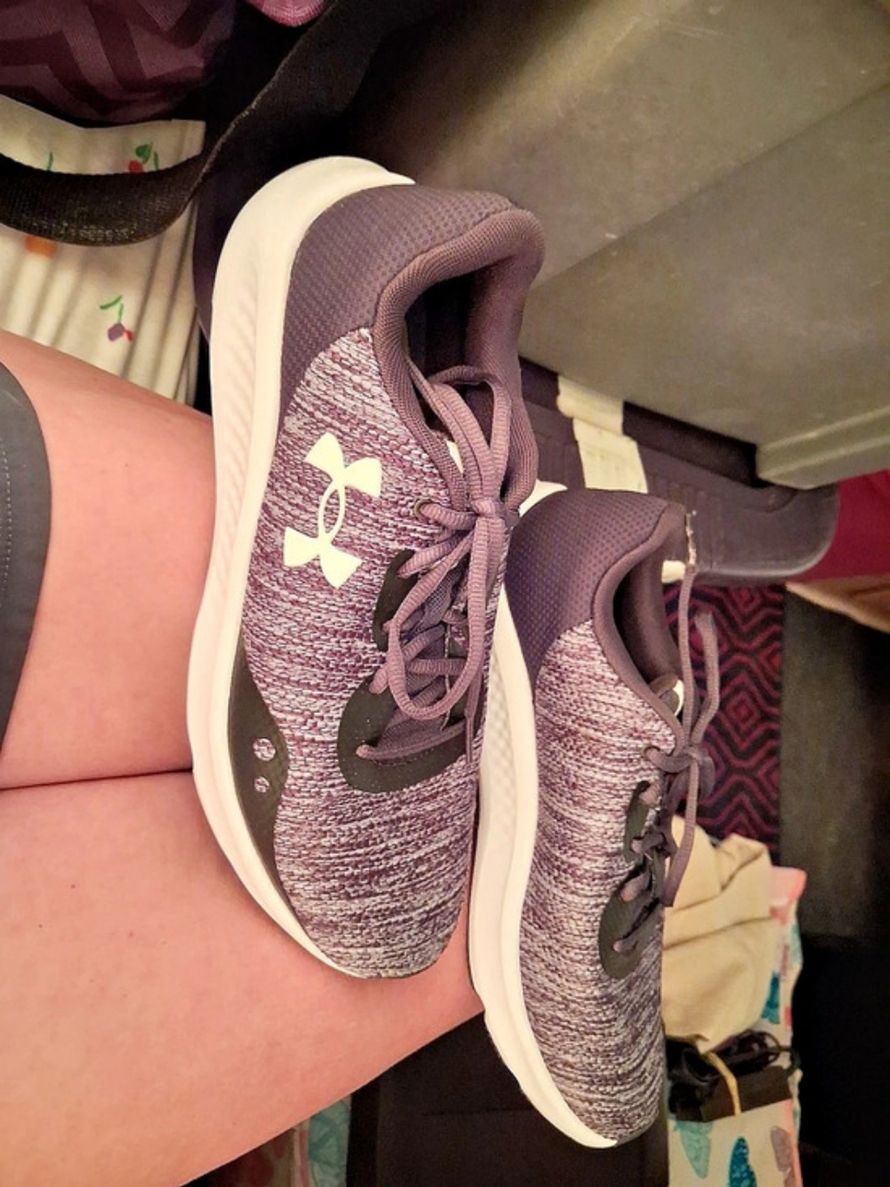 Under Armour UA Charged Assert 10 Men's Athletic Shoes US 9.5 Grey And White